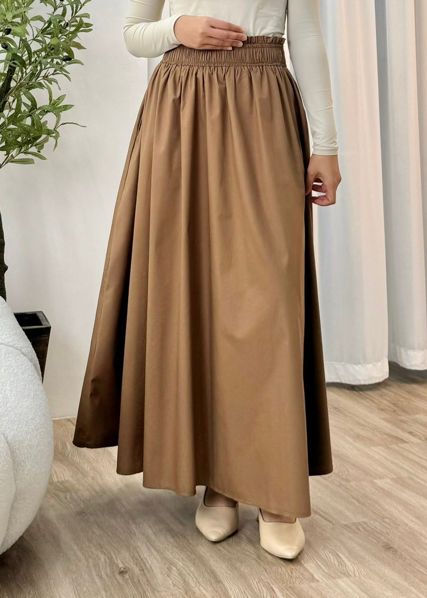 Miaa in Walnut