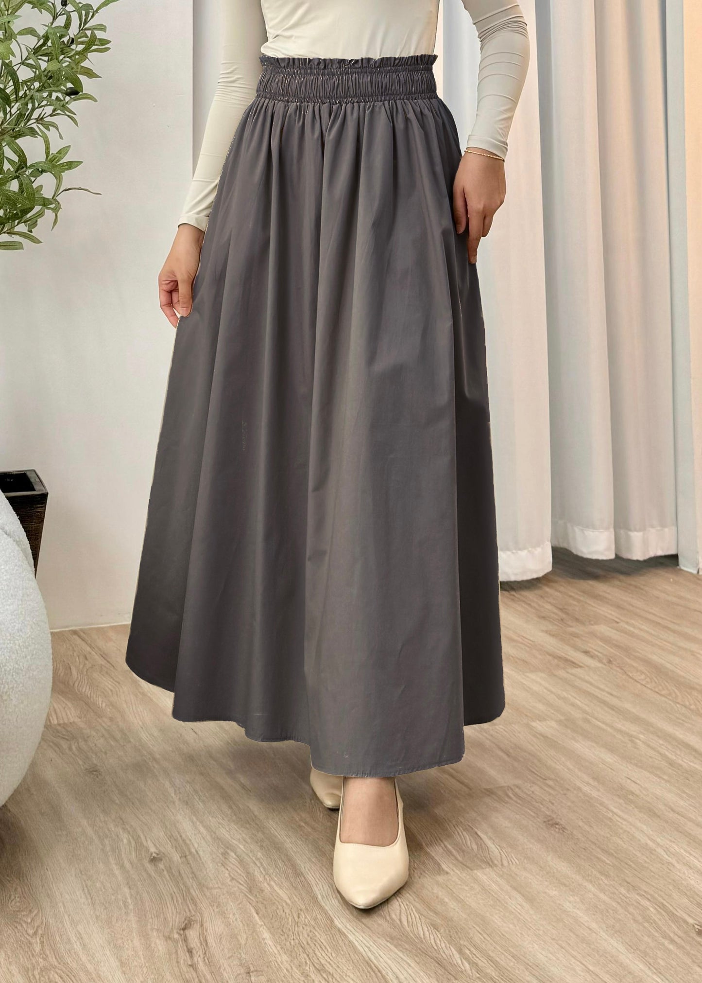 Miaa in Ash Grey