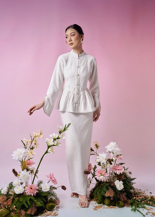 Anggun in Cloud White