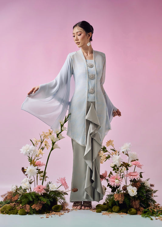 Norma in Mint Cloud